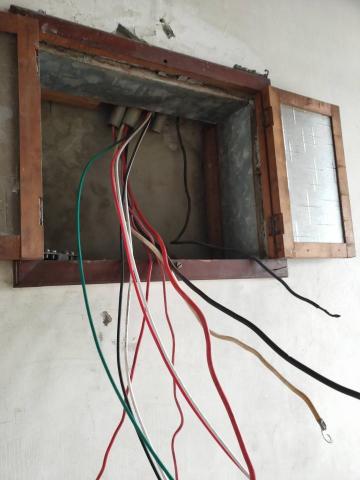 迦南水電宅修 - 老屋換線