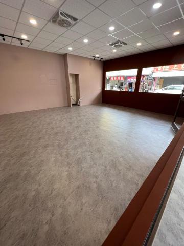 富築室內設計 地板/壁紙/窗簾 - 