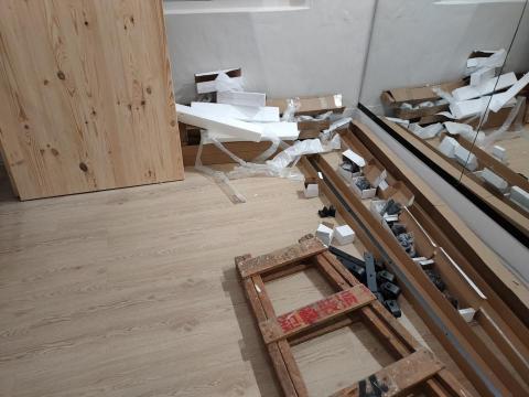 ◆虹捷★家庭鋁窗工作坊◆ - 健身房穀倉門安裝