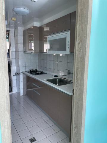 柏宇工程室內裝修 - 安裝新的廚具
