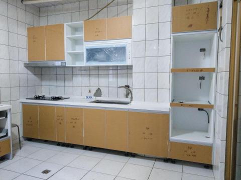 富築室內設計 地板/壁紙/窗簾 - 