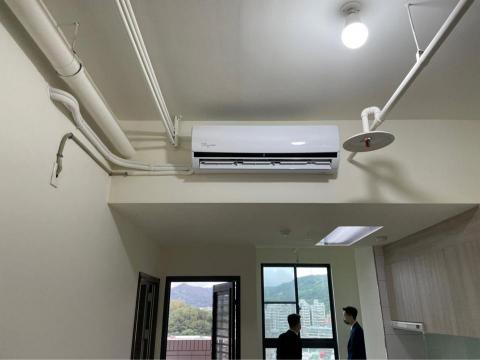 東申亮空調工程-阿輝 - 一對三明管施工