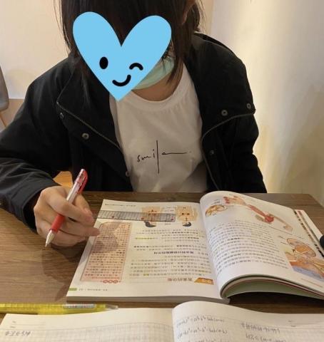 吳亭萱 - 生物家教經驗