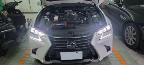 電力加汽車電池 - 凌志  汽車電池電腦安裝完成