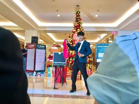 Quint Quint - 舞台魔術