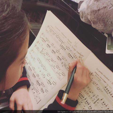 Pola 秀真老師音樂工作室 - 