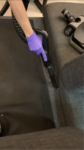 蟎の職人 - 沙發座墊掀開全部都是貓砂！