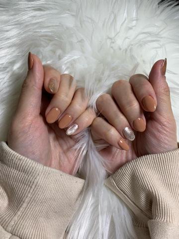yi-ju nail - 