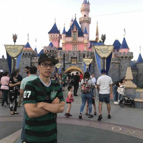 提供pro服務的專家顏士紘