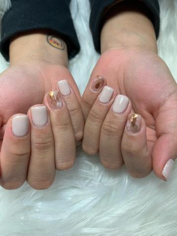yi-ju nail - 