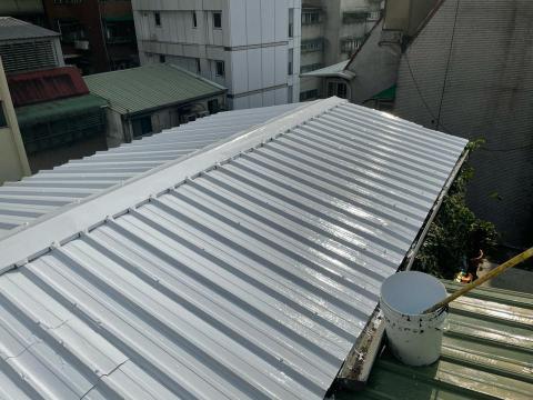 皇錦有限公司 - 和平東路一段鐵皮隔熱完工照 皇錦有限公司 - 和平東路一段鐵皮隔熱完工照