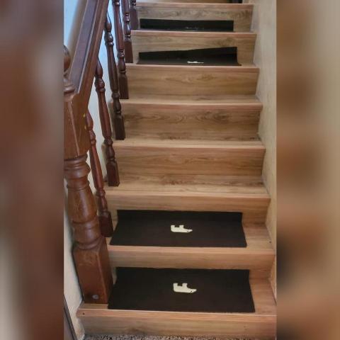 安亦企業行(室內空間設計/裝潢) - 樓梯spc卡扣防潮隔音耐磨地板 安亦企業行(室內空間設計/裝潢) - 樓梯spc卡扣防潮隔音耐磨地板