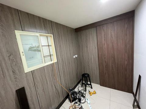 宸威室內裝潢工程 - 住家2尺溝隔間含推拉門完工