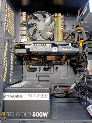 銘成資訊 - 二手電腦主機，天堂私服遊戲機販售$8500