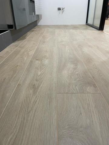 聖辰地板設計(塑膠地板代工達人賴桑) - 廚房也可以鋪卡扣防水木紋地板 聖辰地板設計(塑膠地板代工達人賴桑) - 廚房也可以鋪卡扣防水木紋地板