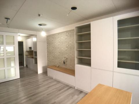 榆辰窗簾地板壁紙室內裝璜統包工程 - 