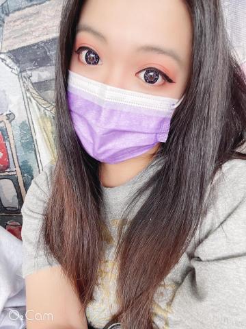 婉菲 - 看起來微呆微呆