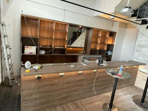 豪品工坊 - 酒櫃+吧台+LED坎入式軟燈條
完成?