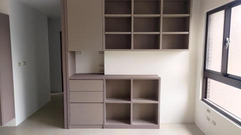 林英銘 - 木櫃改色