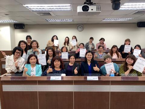 Anita Chen 教練|JOY TO KNOW 就去學 -  Anita Chen 教練|JOY TO KNOW 就去學 -