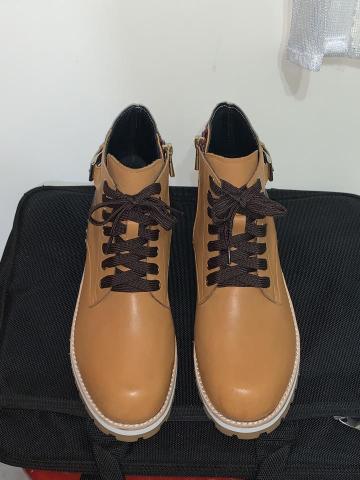 蕭金雄 - 客訂制馬丁皮靴