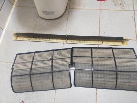 鴻鑫保修有限公司 - 清洗前