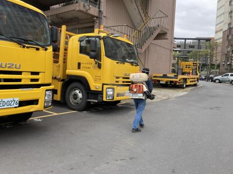 頂頂企業有限公司 - 台電殺菌消毒作業