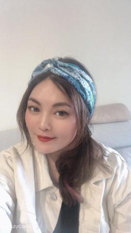 提供國文課服務的專家Tiffy Lin