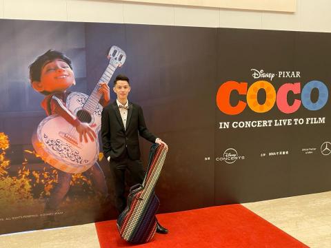 余老師（吉他、烏克麗麗專業教學） - 