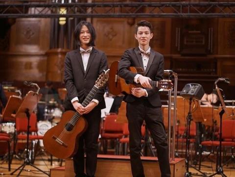 余老師（吉他、烏克麗麗專業教學） - 