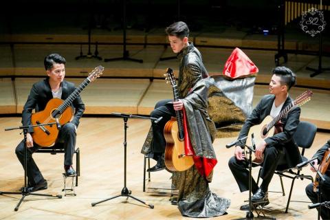 余老師（吉他、烏克麗麗專業教學） - 