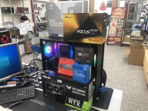 明誠科技 - 客戶訂購電腦實圖