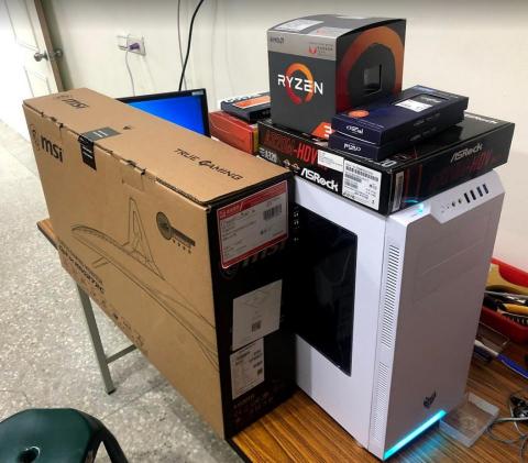 明誠科技 - 客戶訂購整套主機實圖