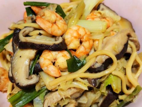 王苓格（小米廚房） - 蝦仁炒麵