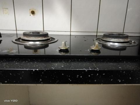 王文雅 - 瓦斯爐具修理