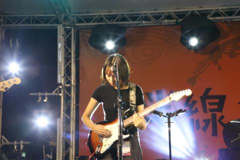 Lilian 攝影|設計 - 2022.04.23 半線鮭魚季-吉他手