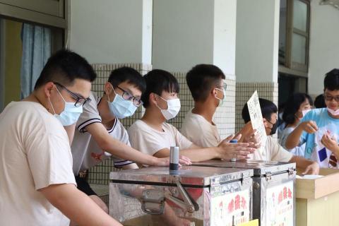 Lilian 攝影|設計 - 2022.04.23 彰中園遊會-美食攤位