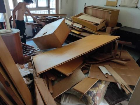 愛屋及烏居家個人預約工作室 - 現場傢俱拆除清運 愛屋及烏居家個人預約工作室 - 現場傢俱拆除清運