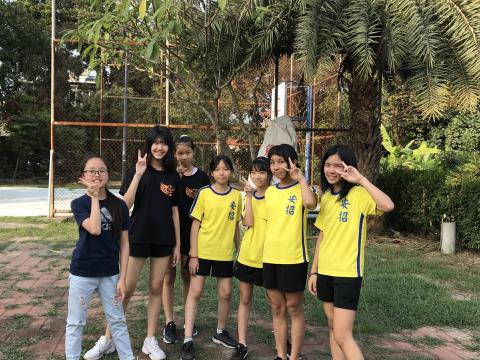 宋佩佳 - 帶班的補習班小朋友