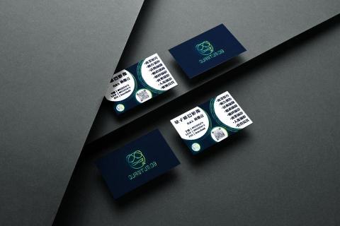 量子歐巴QuantumO8 - 名片設計
