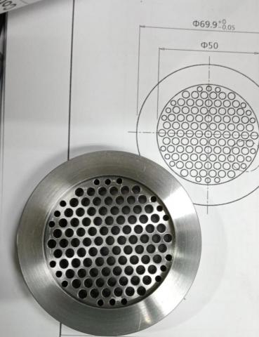 藍鴻輝 - 蜂巢板