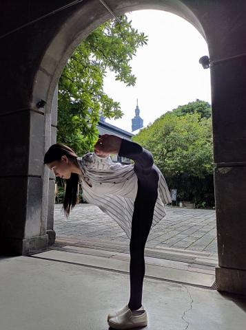 桃園私人瑜伽老師  許庭甄Evelyn - 