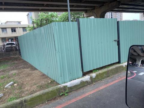 陳仁 - 公共工程(興建活動中心) 陳仁 - 公共工程(興建活動中心)