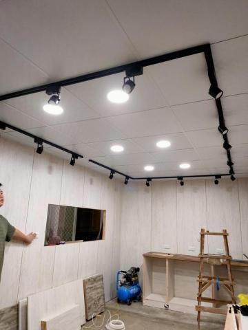 聚英企業社 - 軌道燈安裝