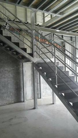 專業鐵工承包 - 