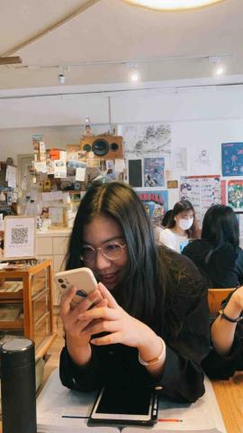 提供法文服務的專家張芸裳