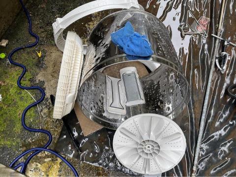 清潔保養職人 -  清潔保養職人 -