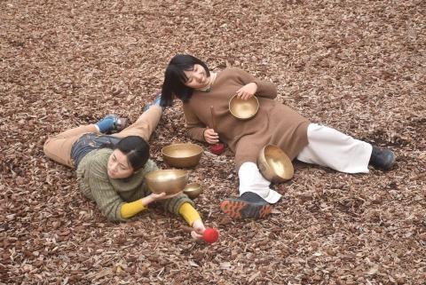 山氏 - 2021舞蹈作品《缽－動－缽－動－》結合頌缽
合作夥伴：李心萍