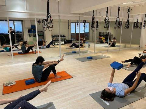 彥彥皮拉提斯教練 - 