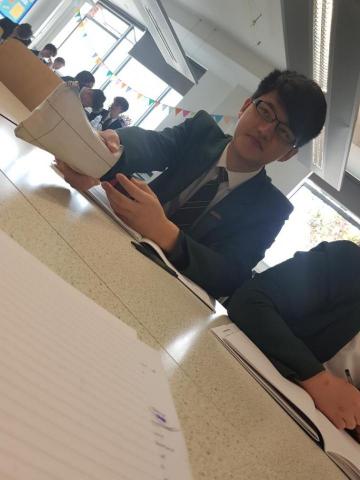 唐乾耀 - 上課被偷拍